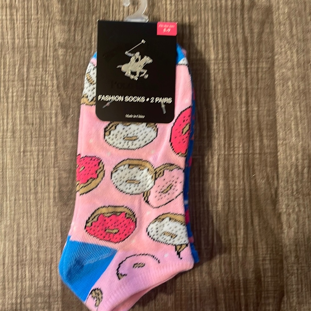 NWT Beverly Hills Polo Club 2 pair Bundle. Size 5-9 slouch socks.